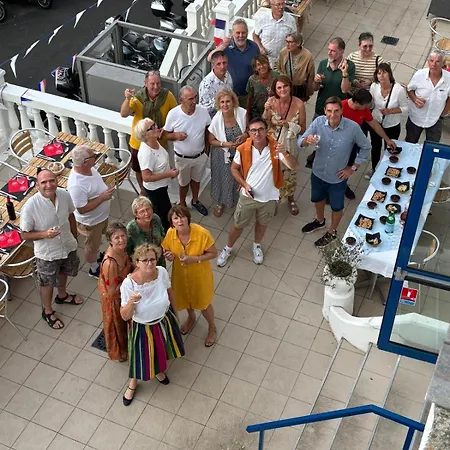 Le Bellevue ホテル 3*