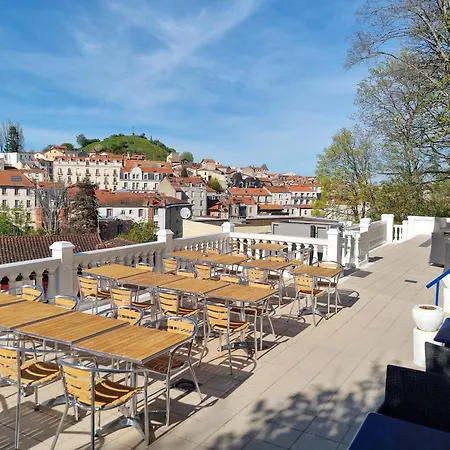 Le Bellevue シャテルギュイヨン